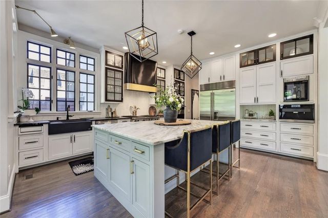3510 Knollwood Drive NW, Atlanta, GA 30305