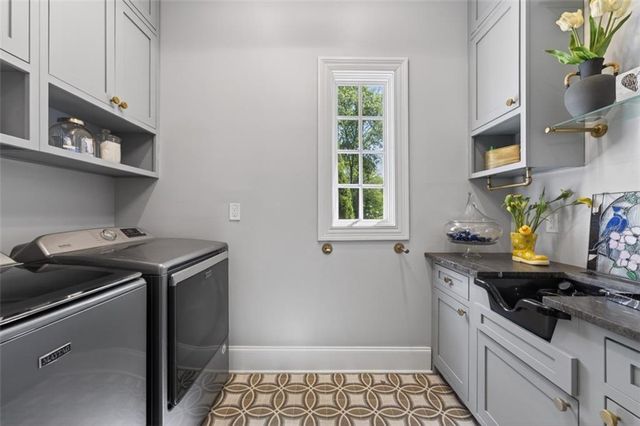 3510 Knollwood Drive NW, Atlanta, GA 30305
