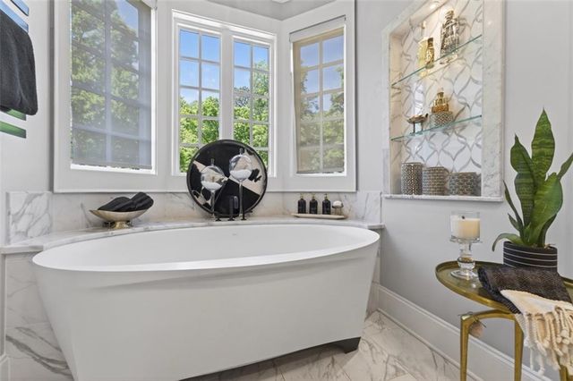 3510 Knollwood Drive NW, Atlanta, GA 30305