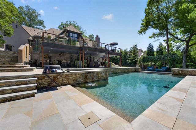 3510 Knollwood Drive NW, Atlanta, GA 30305
