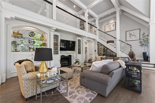 3510 Knollwood Drive NW, Atlanta, GA 30305