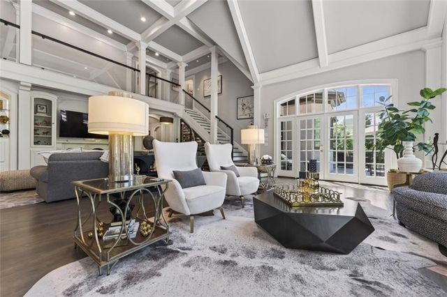 3510 Knollwood Drive NW, Atlanta, GA 30305