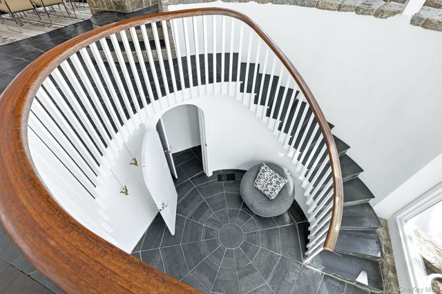 150 N Healy Avenue, Hartsdale, NY 10530