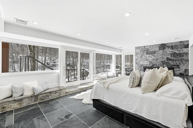 150 N Healy Avenue, Hartsdale, NY 10530