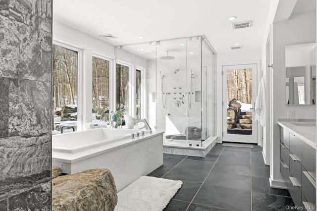 150 N Healy Avenue, Hartsdale, NY 10530