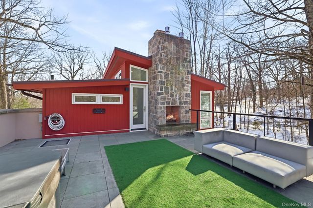 150 N Healy Avenue, Hartsdale, NY 10530