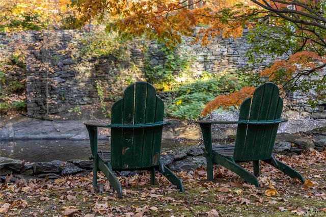 150 N Healy Avenue, Hartsdale, NY 10530