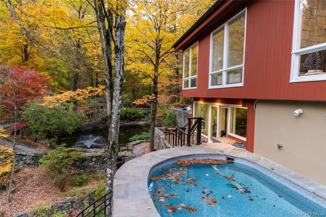 150 N Healy Avenue, Hartsdale, NY 10530