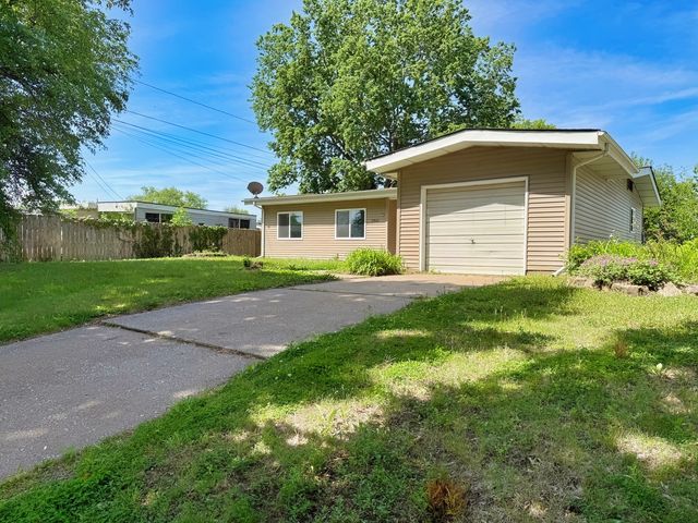 2816 Washington Street, Davenport, IA 52804