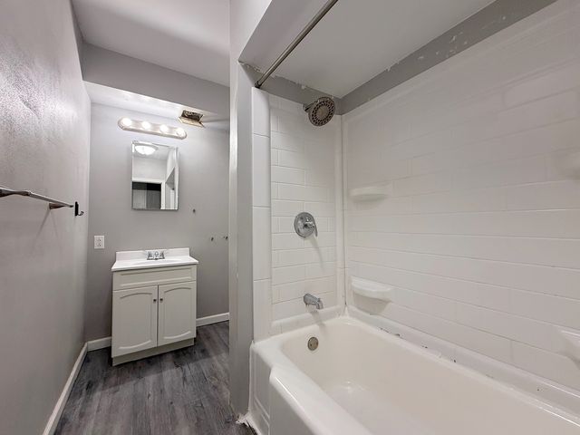 2816 Washington Street, Davenport, IA 52804