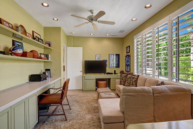 383 Desert Holly Drive, Palm Desert, CA 92211