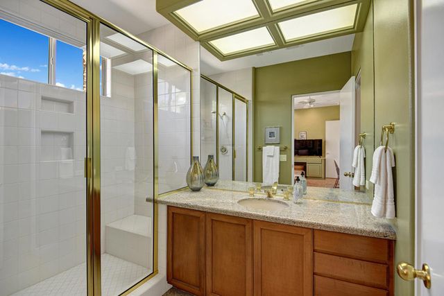 383 Desert Holly Drive, Palm Desert, CA 92211