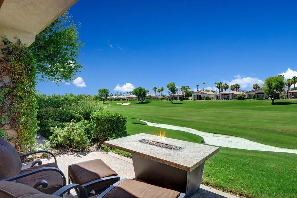 383 Desert Holly Drive, Palm Desert, CA 92211