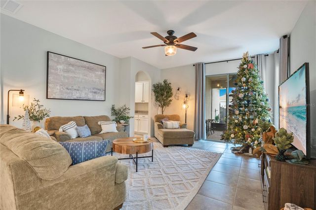 16125 AZURE KEY STREET, Winter Garden, FL 34787