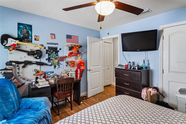 27725 CENTURY OAKS COURT, Dade City, FL 33525