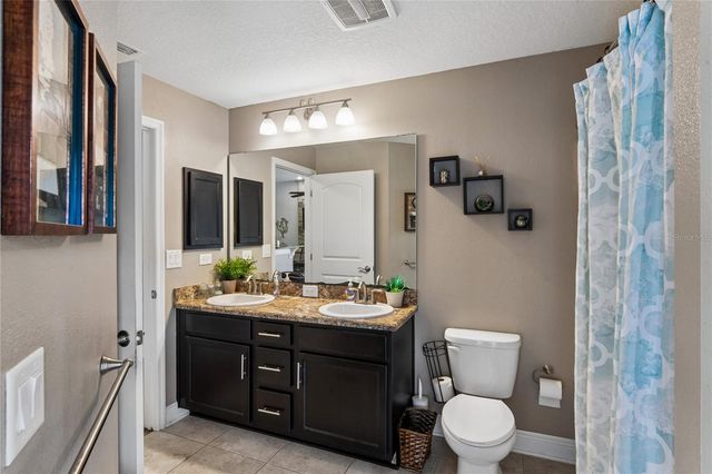 27725 CENTURY OAKS COURT, Dade City, FL 33525