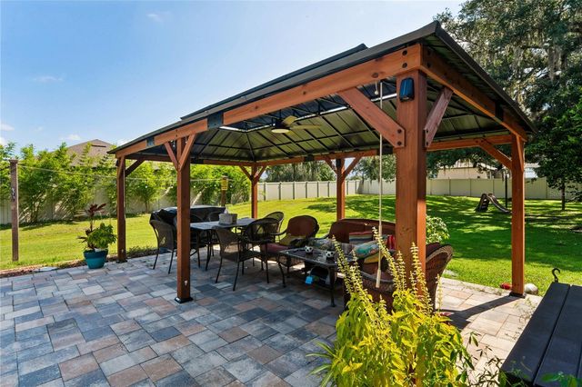 27725 CENTURY OAKS COURT, Dade City, FL 33525