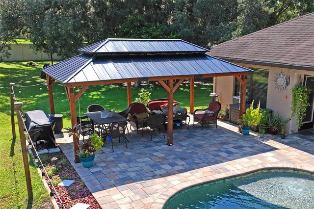 27725 CENTURY OAKS COURT, Dade City, FL 33525