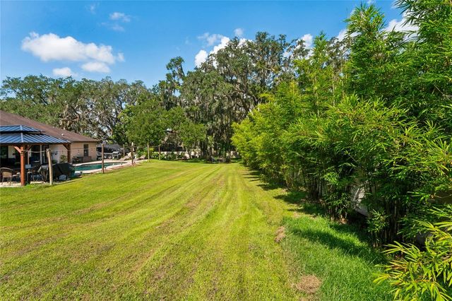 27725 CENTURY OAKS COURT, Dade City, FL 33525
