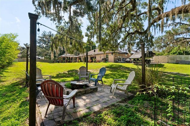 27725 CENTURY OAKS COURT, Dade City, FL 33525