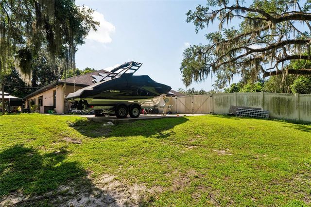 27725 CENTURY OAKS COURT, Dade City, FL 33525