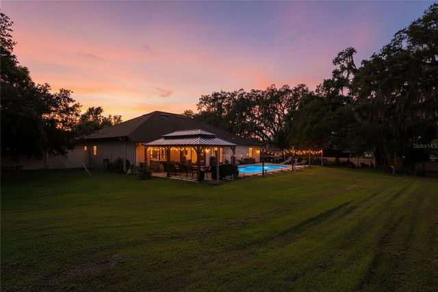 27725 CENTURY OAKS COURT, Dade City, FL 33525
