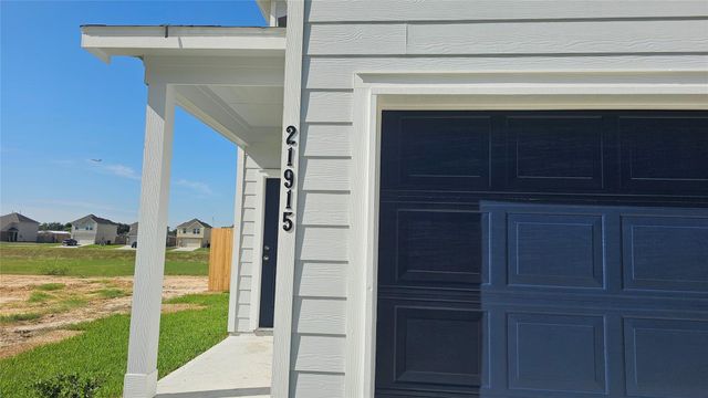 21915 Grand Majestic Drive, Houston, TX 77073