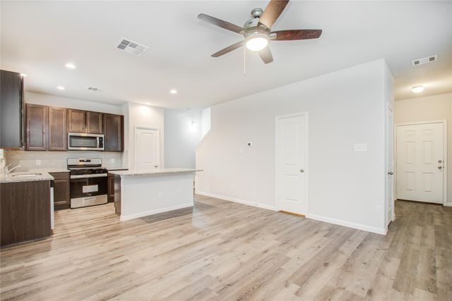 21915 Grand Majestic Drive, Houston, TX 77073