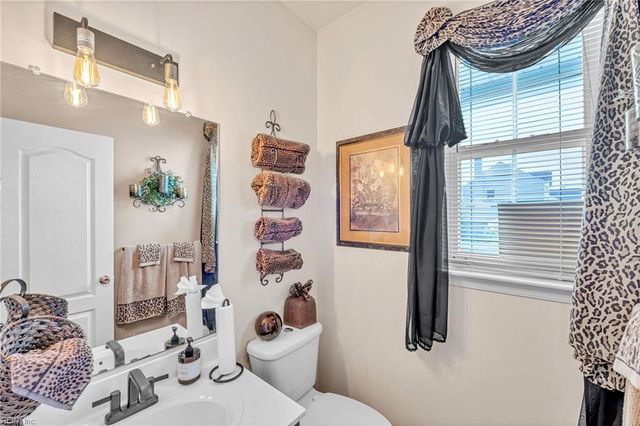 4100 Mayfair WAY, Portsmouth, VA 23703