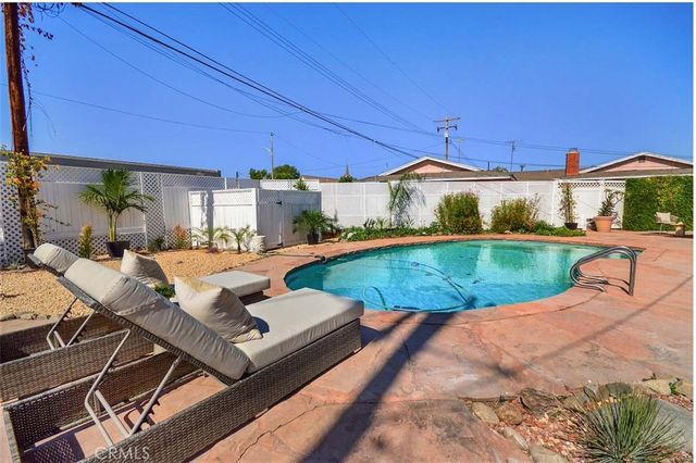 6245 Faust, Lakewood, CA 90713