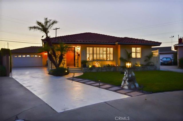 6245 Faust, Lakewood, CA 90713