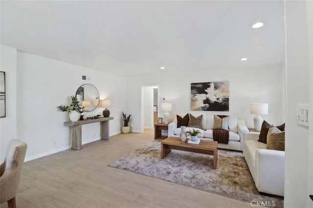 6245 Faust, Lakewood, CA 90713