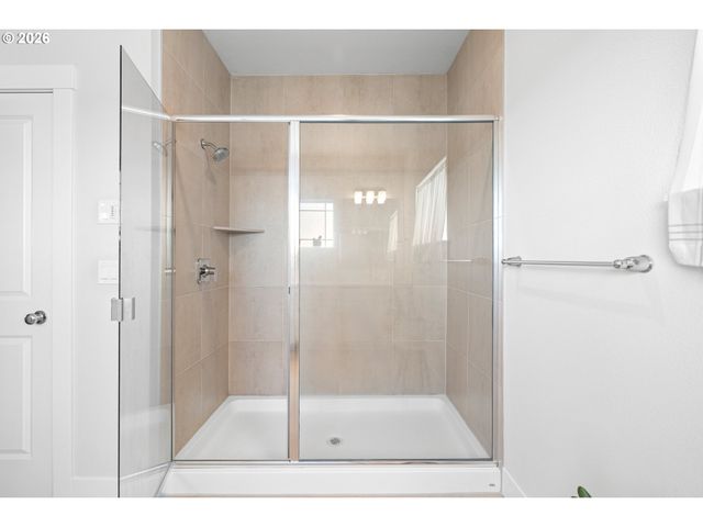 16614 Sw BOTANY BAY Ln, Tigard, OR 97224