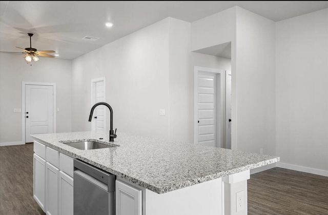 2138 Langford Avenue, Lubbock, TX 79407