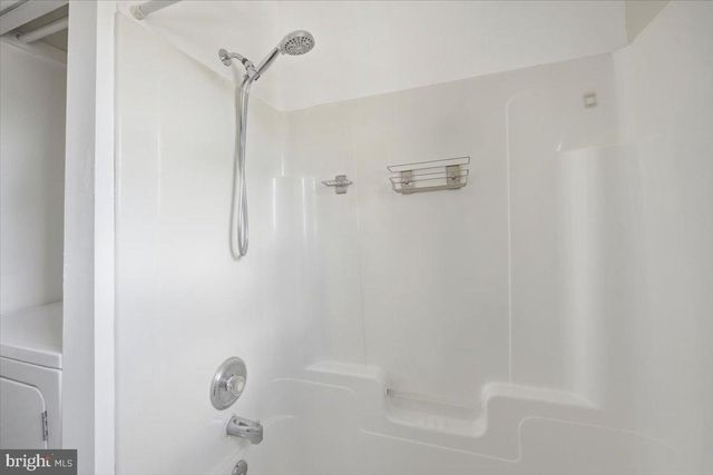 243 LA CASCATA TNHS, Clementon, NJ 08021
