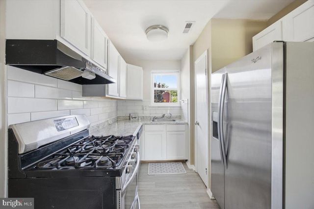 243 LA CASCATA TNHS, Clementon, NJ 08021