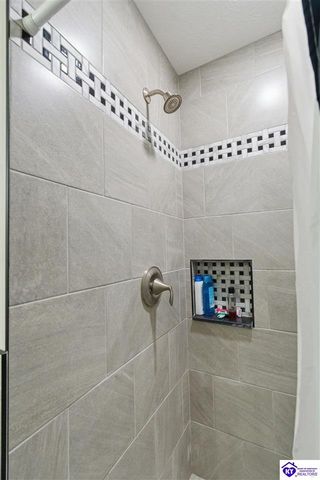 110 Ridge Pole Road, Brandenburg, KY 40108