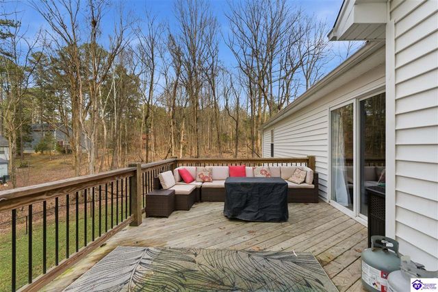 110 Ridge Pole Road, Brandenburg, KY 40108