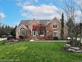1859 Haverhill Drive, Rochester Hills, MI 48306