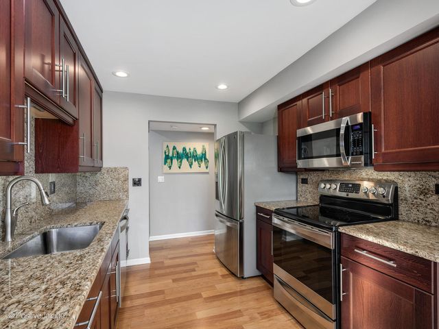 4901 Golf Road 407, Skokie, IL 60077