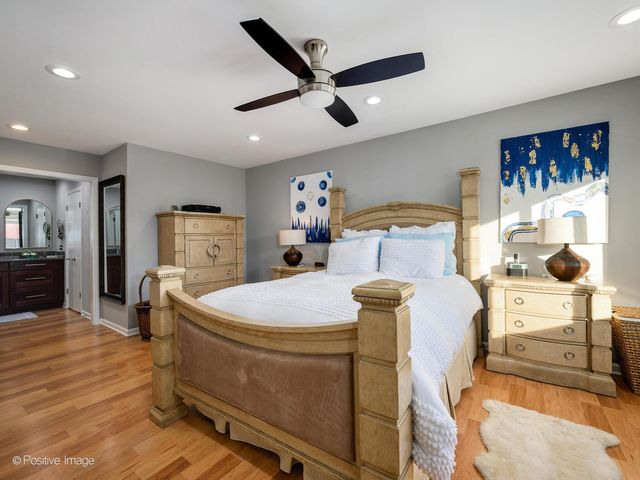 4901 Golf Road 407, Skokie, IL 60077