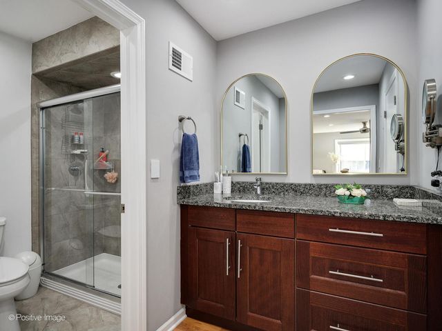 4901 Golf Road 407, Skokie, IL 60077