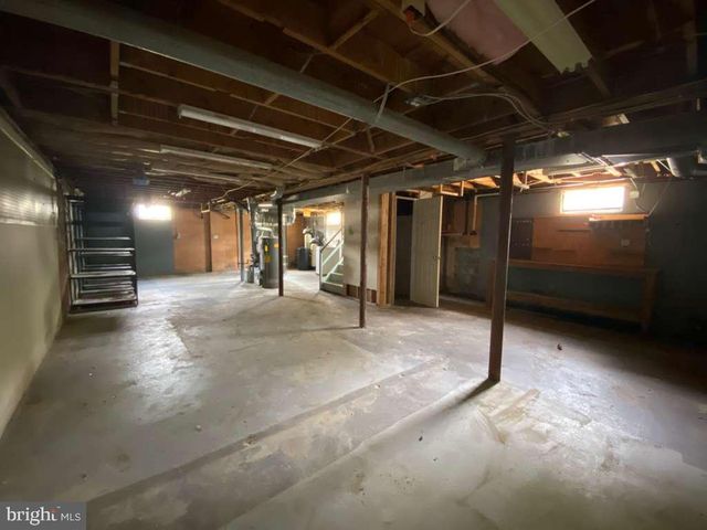 92 ELMER ST, Franklinville, NJ 08322