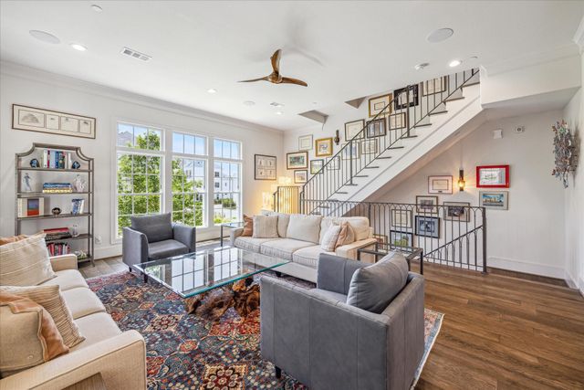 313 Royale Heights Lane, Houston, TX 77024