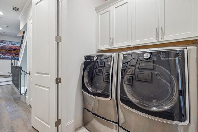 313 Royale Heights Lane, Houston, TX 77024