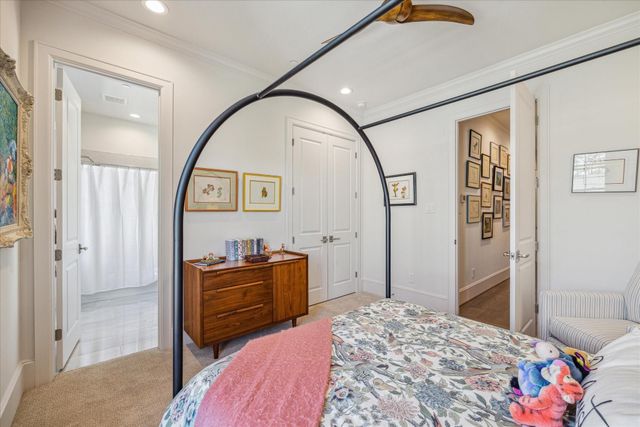 313 Royale Heights Lane, Houston, TX 77024