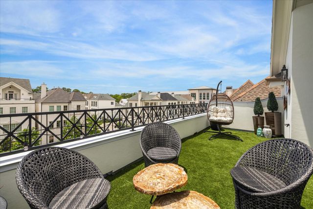 313 Royale Heights Lane, Houston, TX 77024