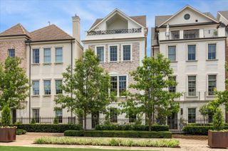 313 Royale Heights Lane, Houston, TX 77024