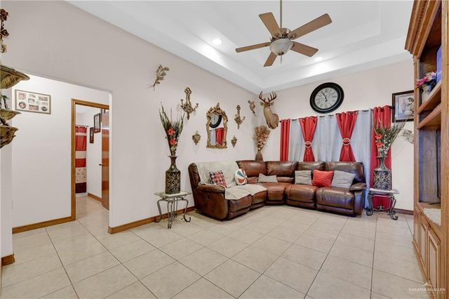 1607 Main W Street, Rio Grande City, TX 78582