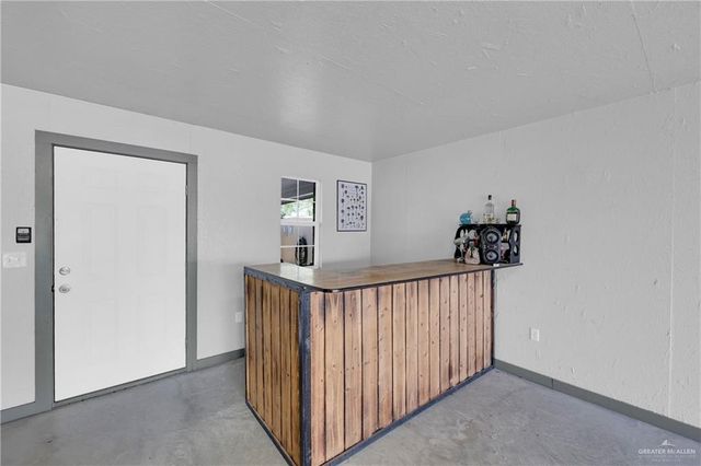 1607 Main W Street, Rio Grande City, TX 78582